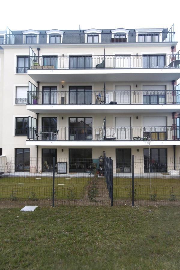 ノワジー＝ル＝グラン35M2 Neuf, Plein Sud, Dernier Etage Avec Terrasseアパートメント エクステリア 写真
